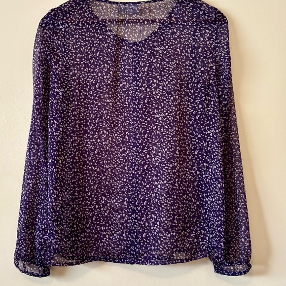 Esprit| Pretty Purple Sheer Long Sleeve Flowy Buttoned Top Blouse Sz S - Picture 2 of 3
